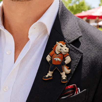 Premium NFL DB Luxury Sculptural Brooch